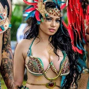 Meet your Posher, Lilly